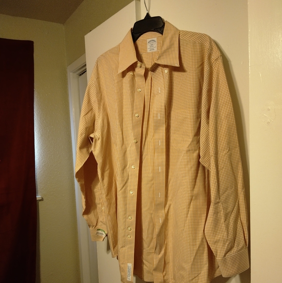 Shirt - Picture 2 of 5